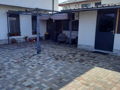 Ilfov, Casa de vanzare plus spatiu comercial